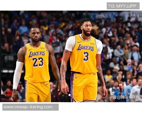 独行侠与湖人激战正酣NBA赛季焦点对决引发球迷热议